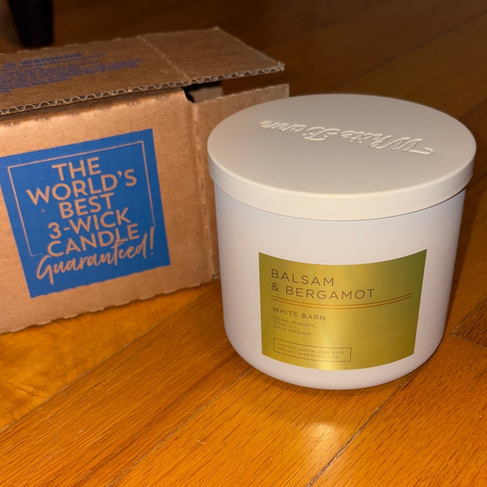 White Barn Balsam & Bergamot 3 wick candle